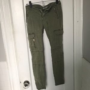 Zara Pants - Zara Green Cargo pants Zara Pants - Zara Green Cargo pants